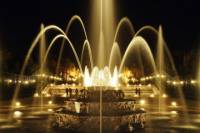 Versailles Gardens Ticket: Summer Fountains Night Show and Fireworks with Optional Royal Serenade Dance Show