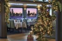Viator Exclusive: Luxury Christmas Eve Dinner Cruise in New York City