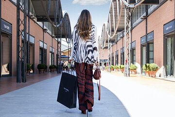Private Half-Day Shopping Tour: The Mall GUCCI Outlet