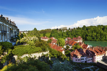 2-Night Switzerland Tour from Lucerne to Geneva: Mt Titlis, Interlaken, Bern and Gruyères