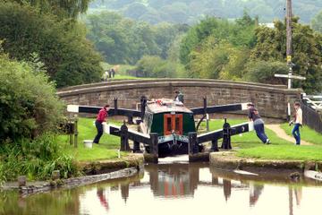 3-Day Narrowboat Escape to the Cheshire Countryside