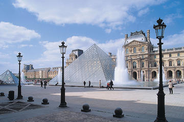 3- Day Paris and Versailles Tour From Brighton