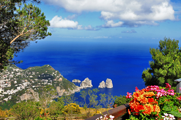 3-Day Tour from Florence: Naples, Pompeii, Sorrento, Capri and Mt Vesuvius