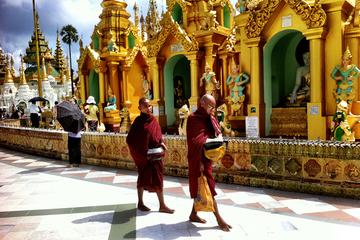 3-Day Yangon Tour with airport pick up and accommodation