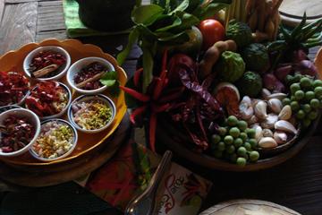 3-Night Cooking and Yoga Retreat Tour from Chiang Mai