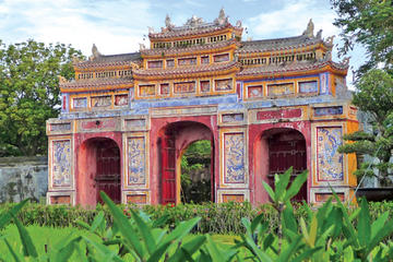 4-Day Hue to Hoi An Adventure Tour: Imperial Palace, River Cruise, Cooking Class and Bike Ride