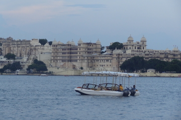 4-Day Regal Rajasthan Tour in Jodhpur, Ranakpur, Udaipur and Pushkar