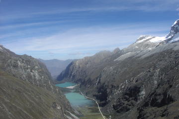 4-Day Trekking Around Llanganuco Santa Cruz