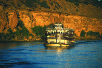 4-Night Murray River Cruise by Classic Paddle Wheeler