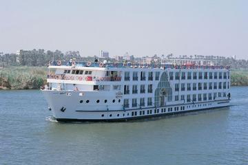 6-Night Cairo, Aswan and Luxor Nile Cruise Package from Cairo