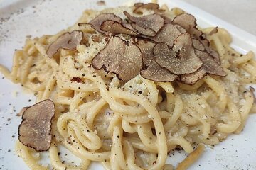 The Roman Food Tour in Trastevere with Free-Flowing Fine Wine