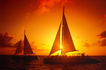 Aruba Sunset Cruise and Seaside Dinner