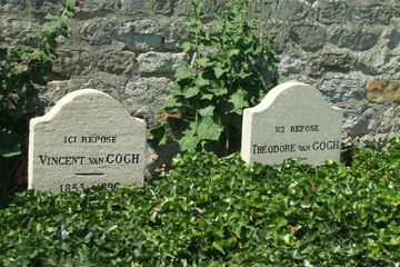 Auvers sur Oise and Van Gogh's Lodge Afternoon Half Day tour with Japanese Guide