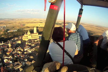 Ballon Ride over Segovia Castle