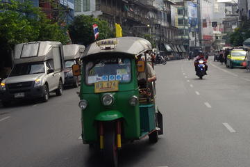Bangkok Tour on Foot Tuk Tuk and Riverboat