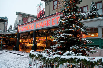 Brews and Bulbs: Seattle Breweries and Christmas Lights Tour