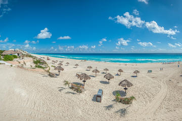 Cancun Bike Ride Including Playa Delfines and Maya Culture Museum