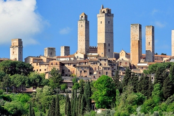 Chianti's Best Landscapes and Wine Tour
