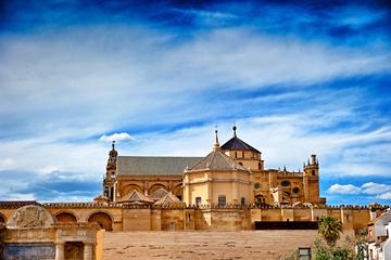 Classic Cordoba: Mosque, Synagogue and Jewish Quarter 2-Hour Guided Tour