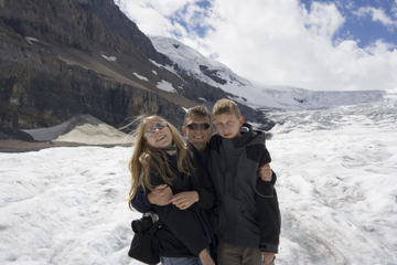 Best Columbia Icefield Tour including the Glacier Skywalk from Jasper