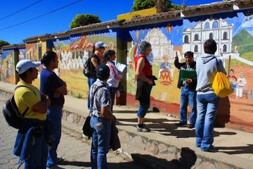 Comalapa Market and Paintings Tour with Iximche Ruins from Antigua