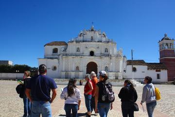 Comalapa Market and Paintings Tour with Iximche Ruins from Guatemala City