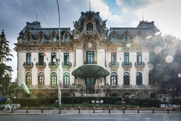 Constanta Private Shore Excursion: Bucharest City Tour with Palace of Parliament