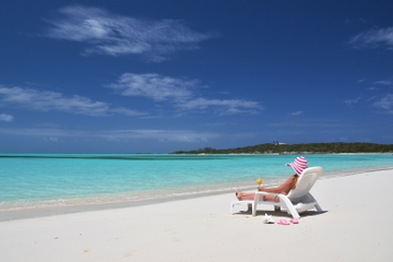 Crystal Beach Admission with Optional Snorkeling Tour