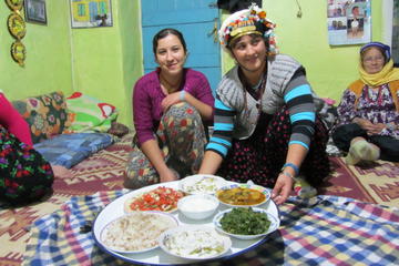 Cultural Exchange and Hiking Tour in Cappadocia Cultural Exchange and Hiking Tour in Cappadocia