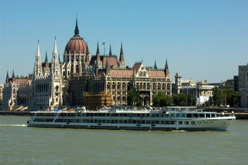 Danube River Lunch Cruise