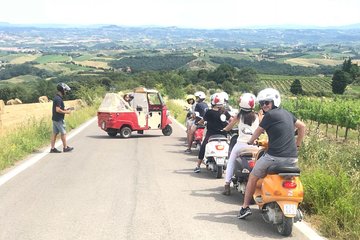 Tuscany Vespa Tour from Florence with Wine Tasting