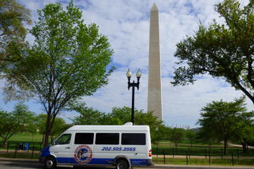 Diplomatic Day Tour: Small Group DC Bus Tour