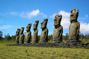 Easter Island Moai Archaeology Tour: Ahu Akivi, Ahu Vinapu and Puna Pau