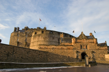 Edinburgh Rail Day Trip from London