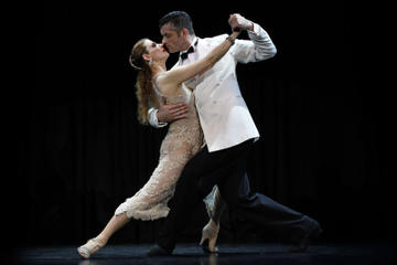 Esquina Carlos Gardel Dinner and Tango Show with Optional Private City Tour
