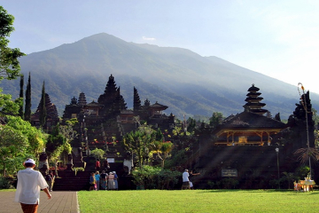 Essence of Bali: Full Day Tour of Regional Bali