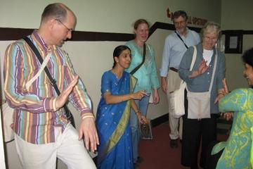 Experience Chennai: Small-Group Bharatanatyam and Bollywood Dance Class