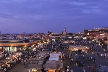 Experience Marrakech: Food and Market Tour of Djemaa El Fna Including Traditional Dinner