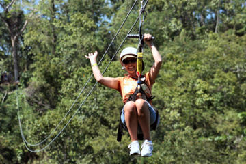 Falmouth Shore Excursion: Private Round-Trip Transport to Zipline and Bamboo Blu Beach