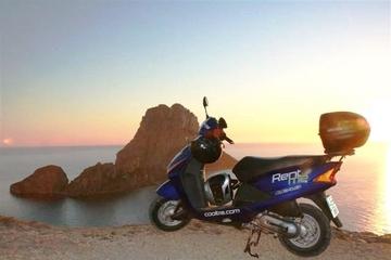Formentera Independent Scooter Tour with Rental