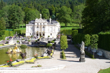 Frankfurt Combo: Neuschwanstein Castle, Linderhof Palace and Rothenburg Day Trip