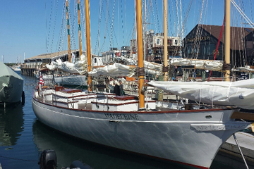 Full Day Newport Harbor Sail from New Hampshire