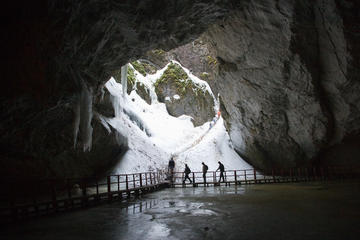 Full-Day Private Tour to Apuseni Natural Park from Arad