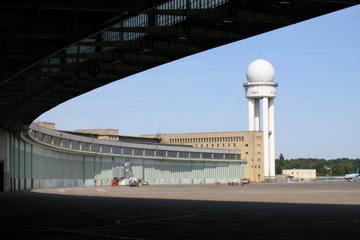 Guided Tempelhof Airport Berlin Tour