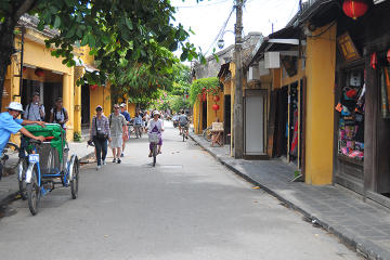 Half-Day Tour of Hoi An Ancient Town from Da Nang