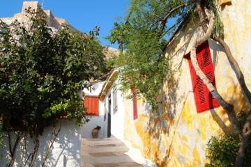 Hidden Athens Walking Tour and Picnic: Plaka and the Hills of Athens