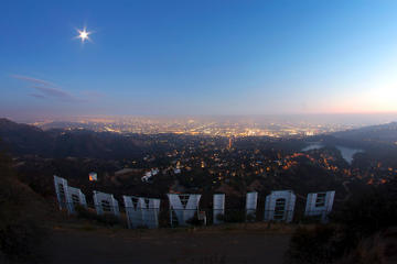 Hollywood and Los Angeles Helicopter Tour from Long Beach