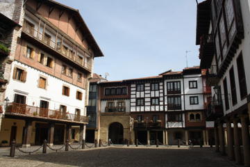 Hondarribia Evening Tour from San Sebastián with Paella and Wine