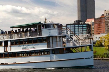 Hudson River Sightseeing Cruise from Albany