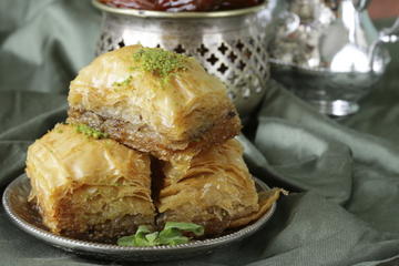 Istanbul Food Walking Tour of Kadikoy